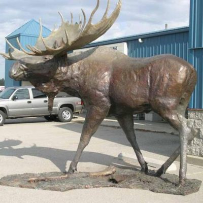 bronze moose sculpture