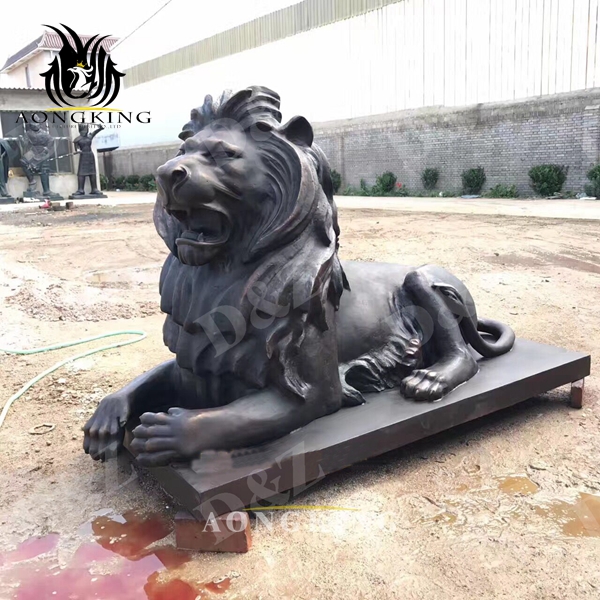 lion statue mold