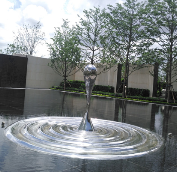 steel sculpture water fountain