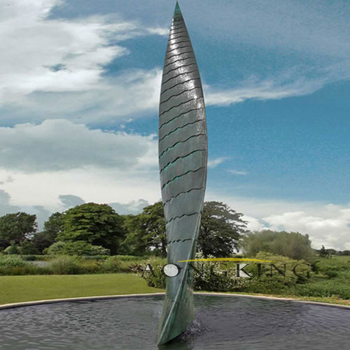 sail stainless steel statue