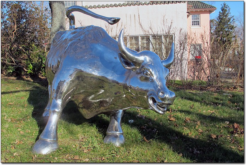 Metal abstract bull sculpture (2)