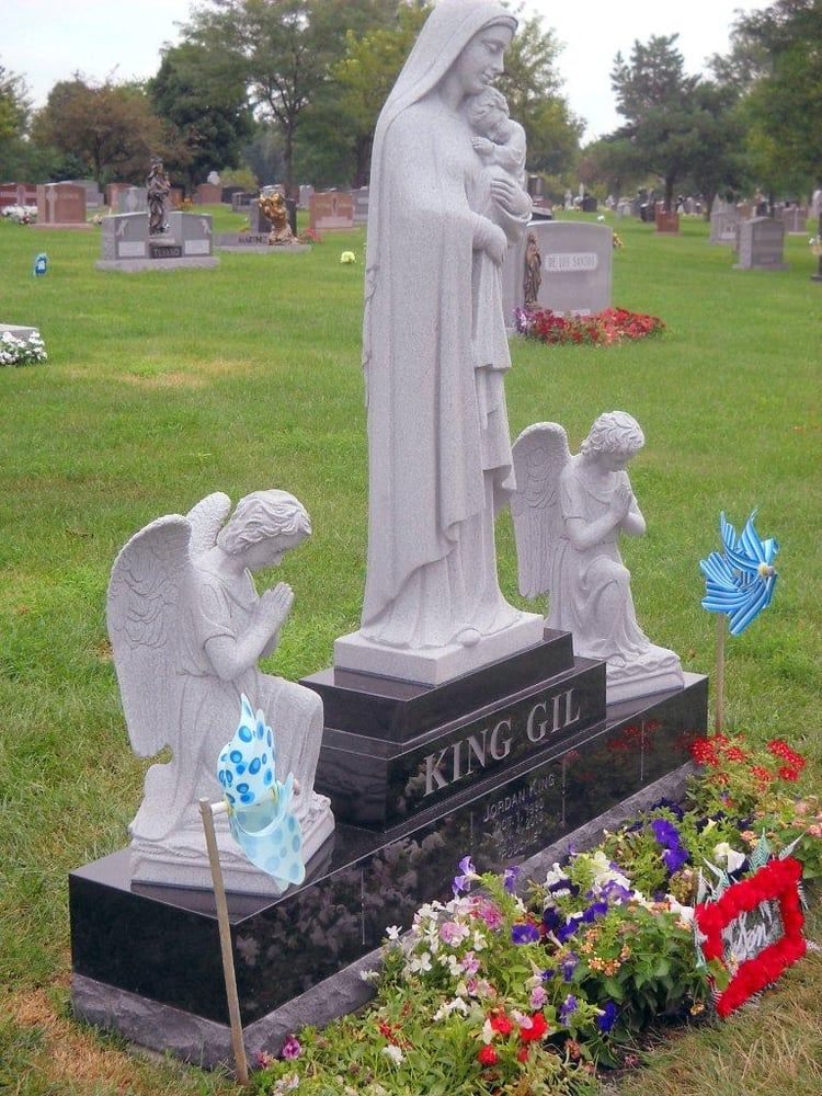 Marble virgin mary tombstone (2)