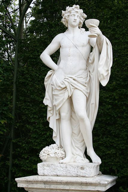 Versailles gardens Paris statue