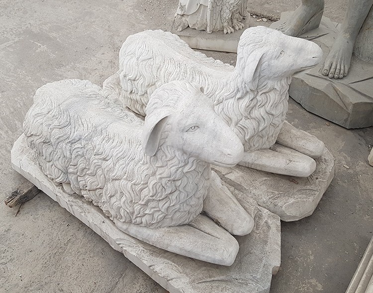 Sheep sculpture in marble