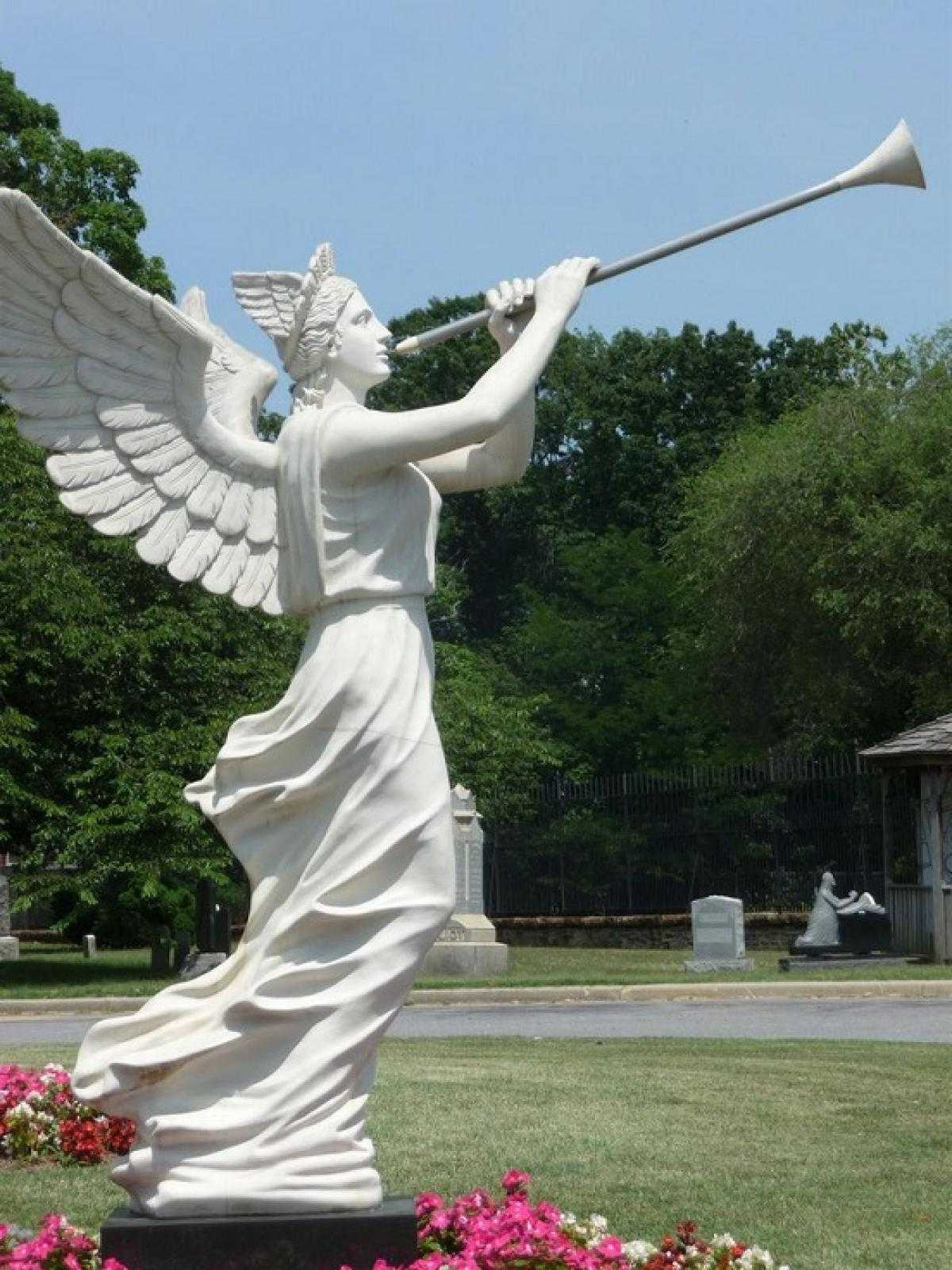 Garden outdoor marble trumpet angel life size sculpture