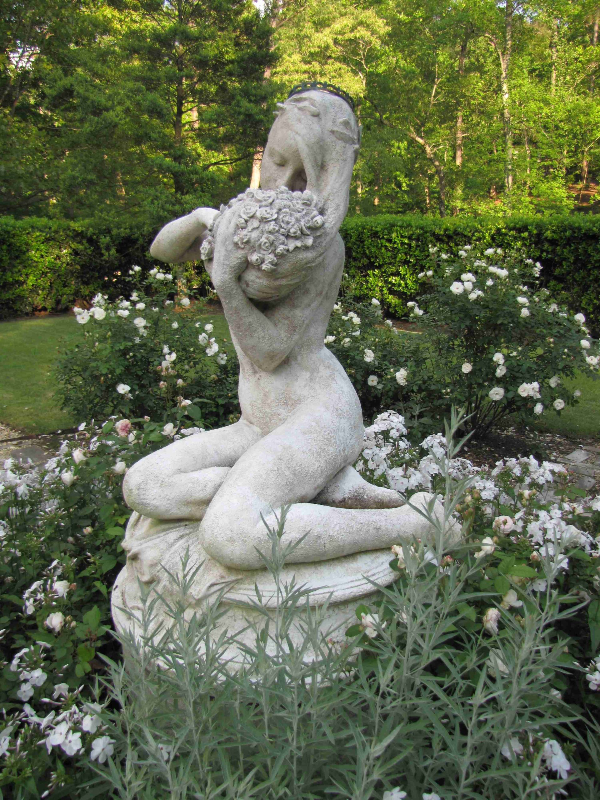 sculpture in garden (4)