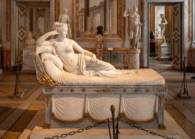 Venus Victrix marble sculpture