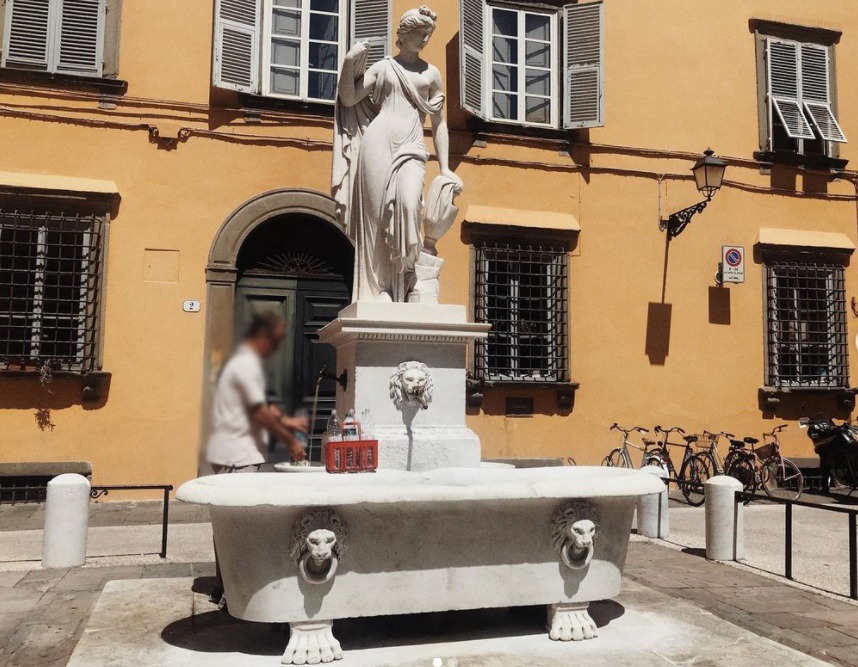 woman fountain statue