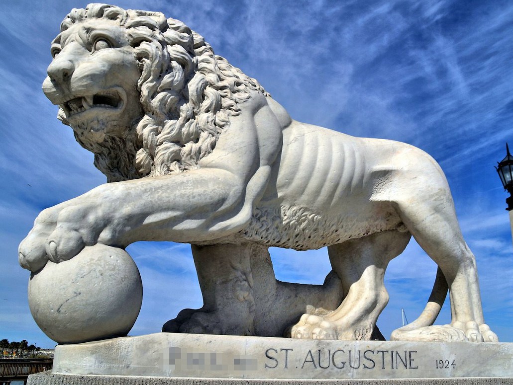 white marble lion statues (1)