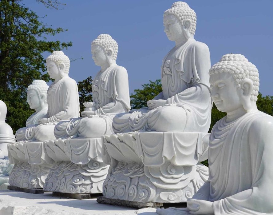 buddha outdoor statues