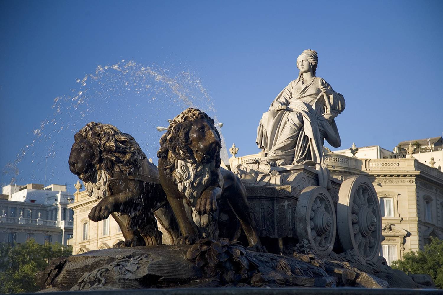 The Greek goddess Cibeles with marble sculptures (5)