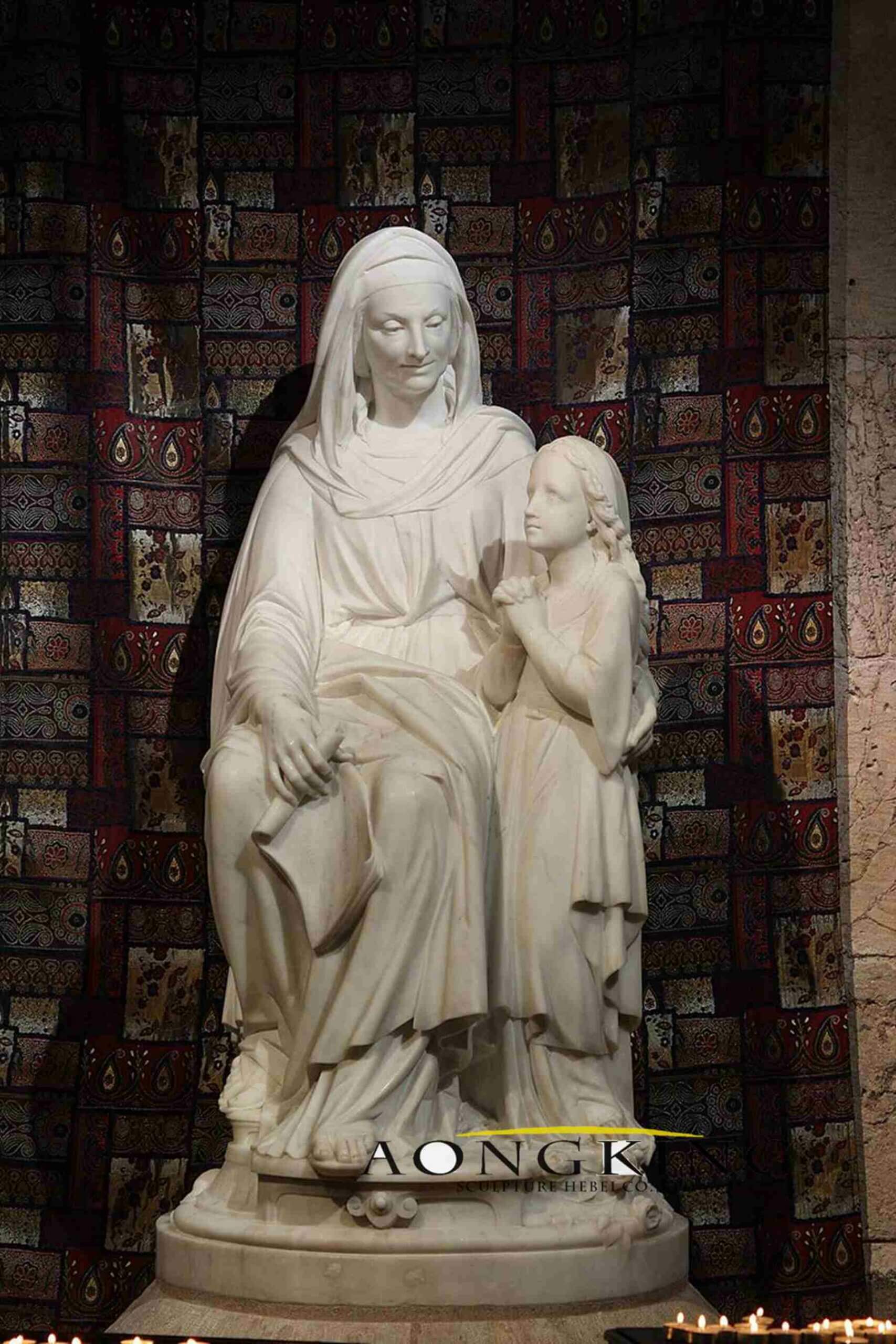 Statue of Saint Anne and child Mary