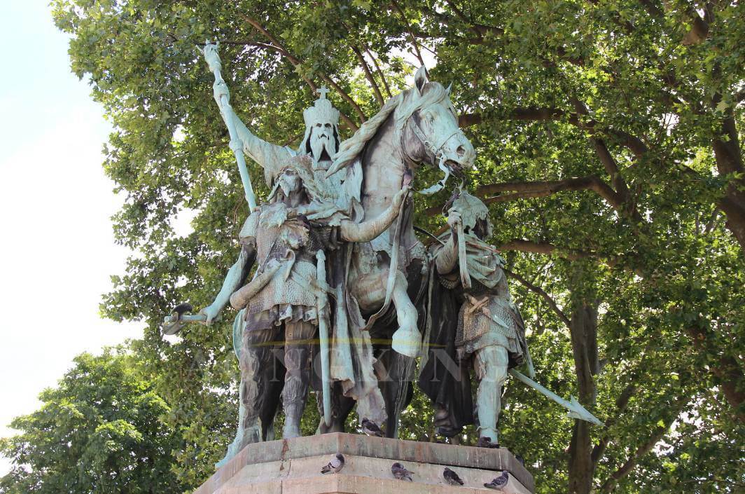 Statue of Charlemagne bronze