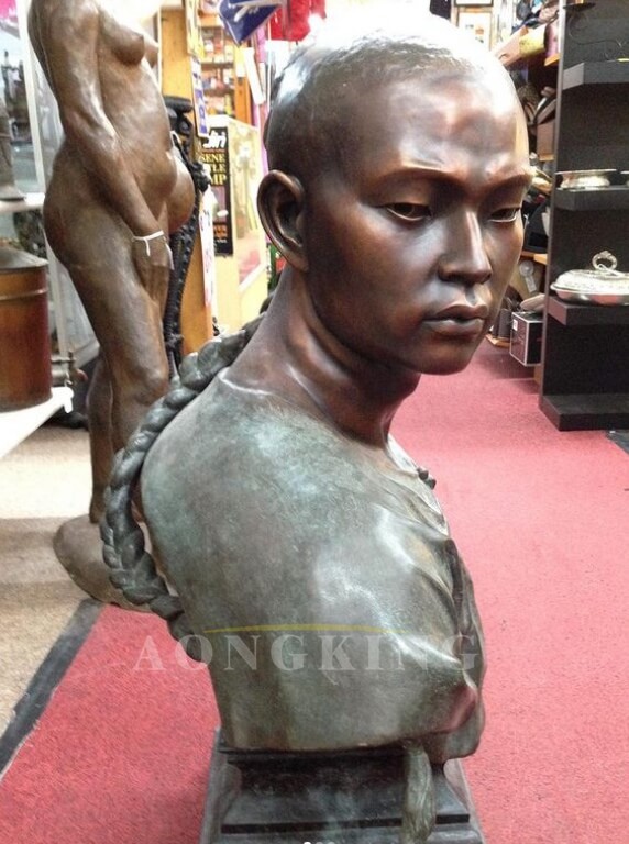 The Chinese Man bronze bust (2)