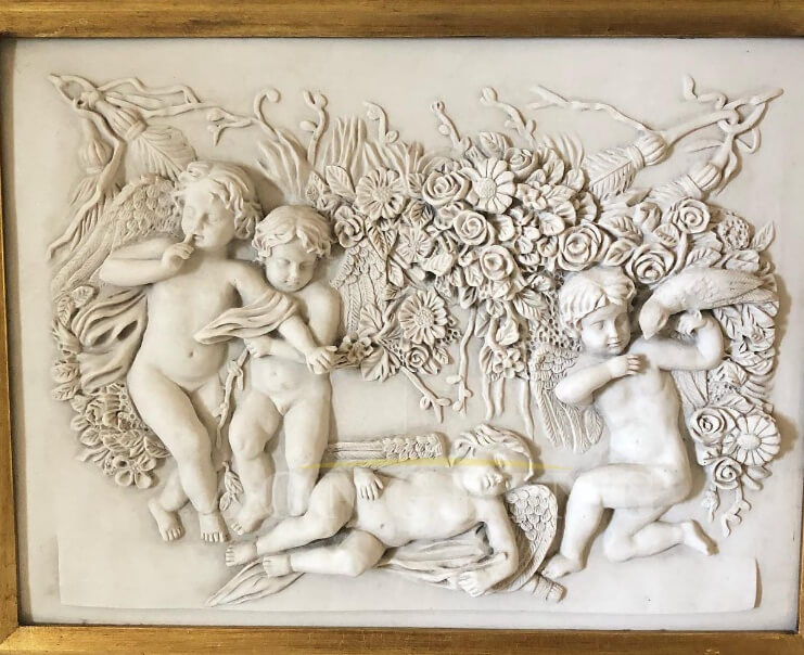 Marble plaque cherubs relief