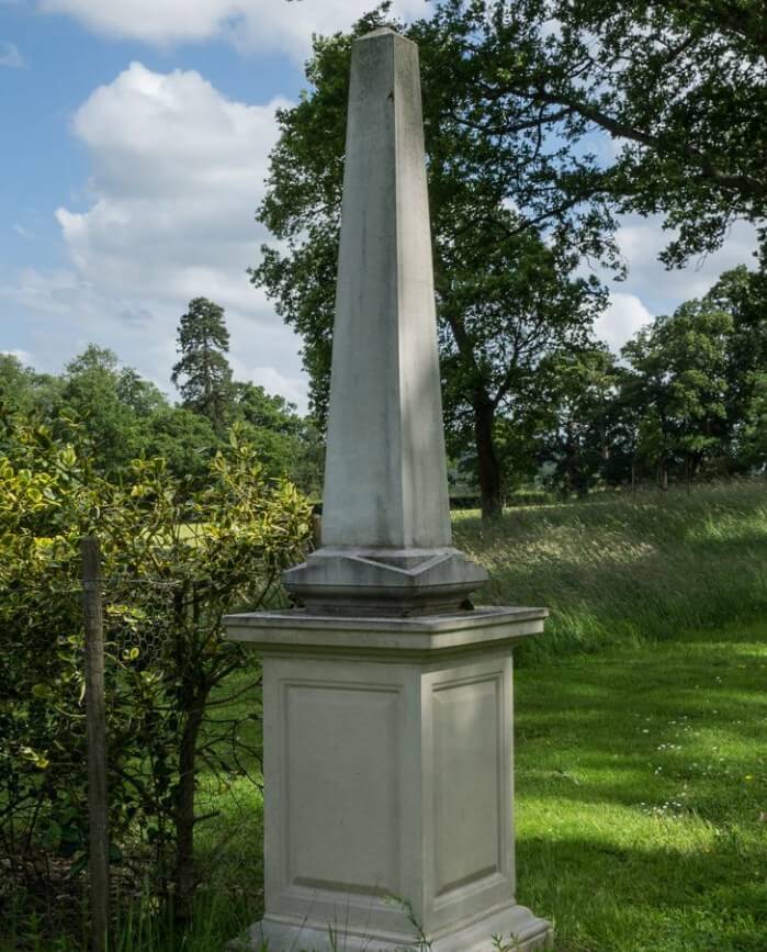 Stone Garden classic obelisk