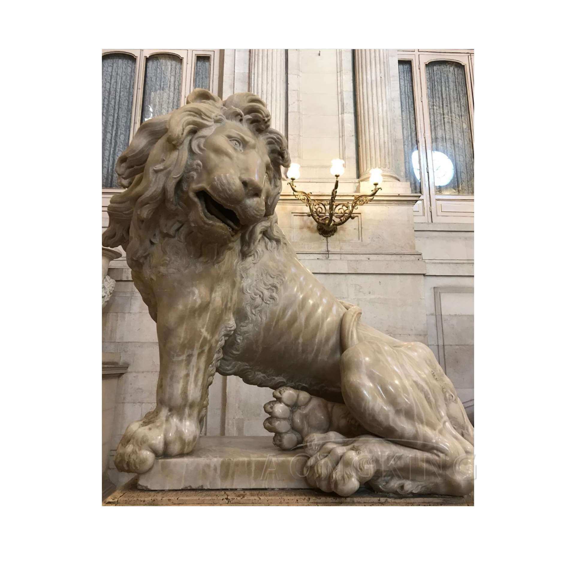 marble majestic roar statue